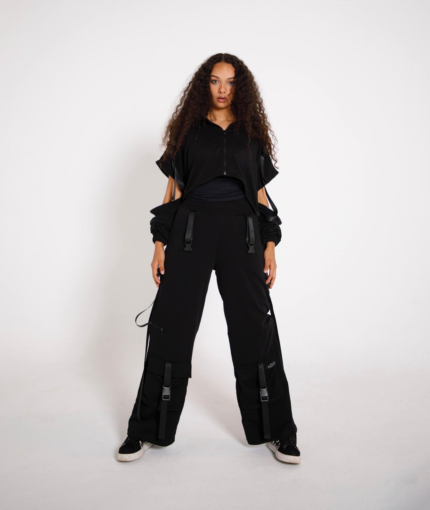 Versatile Tracksuit with Removable Sleeves - Black